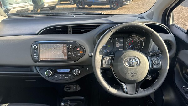 Used Toyota Yaris 2018 for sale - 76179707: Photo 5