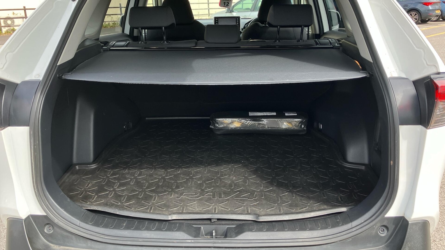 Used Toyota RAV4 2020 for sale - 75866998: Photo 14