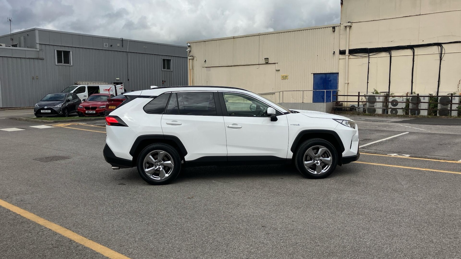 Used Toyota RAV4 2020 for sale - 75866998: Photo 16