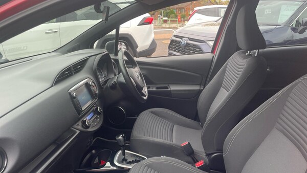 Used Toyota Yaris 2016 for sale - 76247651: Photo 10