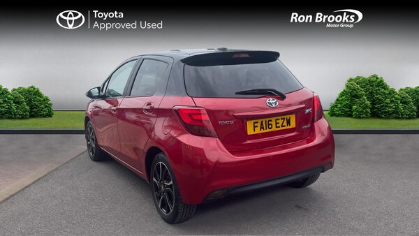 Used Toyota Yaris 2016 for sale - 76247651: Photo 4