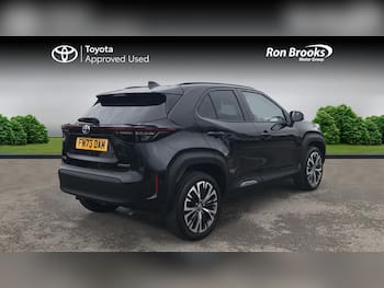 Used Toyota Yaris Cross 2023 for sale - 79741648: Photo