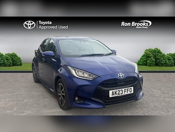 Used Toyota Yaris 2023 for sale - 79093777: Photo