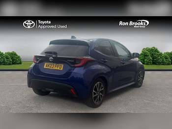 Used Toyota Yaris 2023 for sale - 79093777: Photo