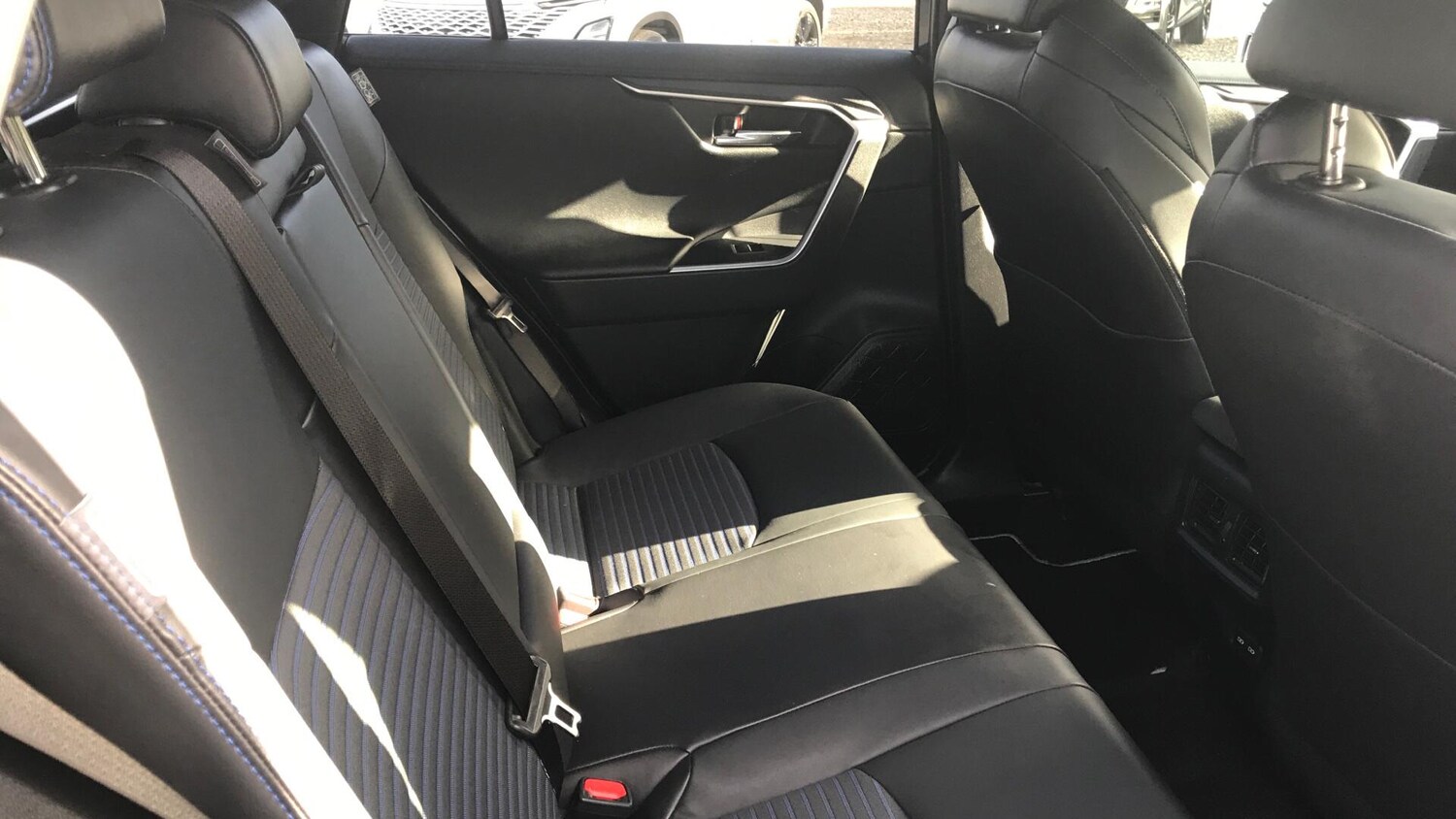 Used Toyota RAV4 2023 for sale - 76122729: Photo 12