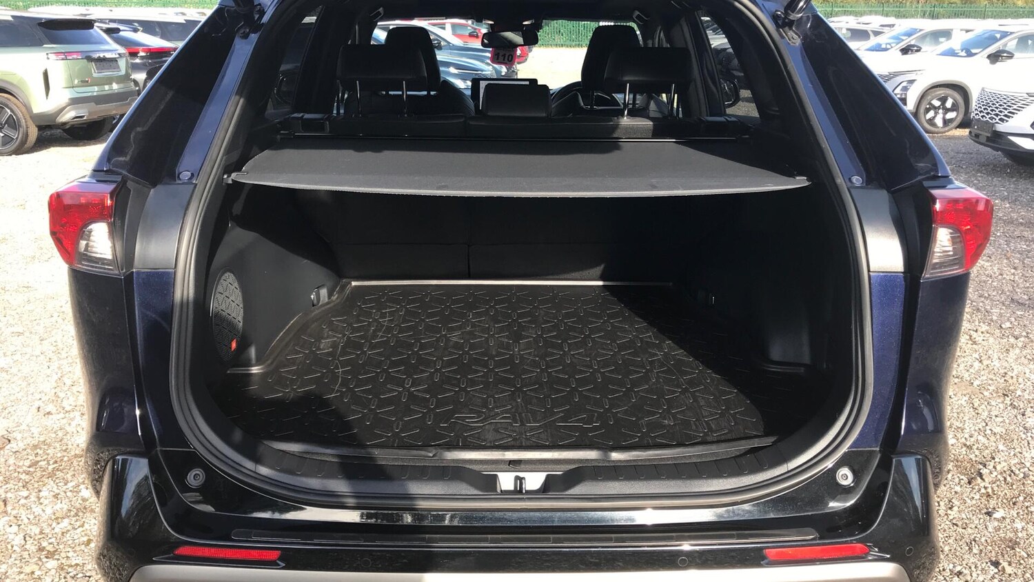 Used Toyota RAV4 2023 for sale - 76122729: Photo 14