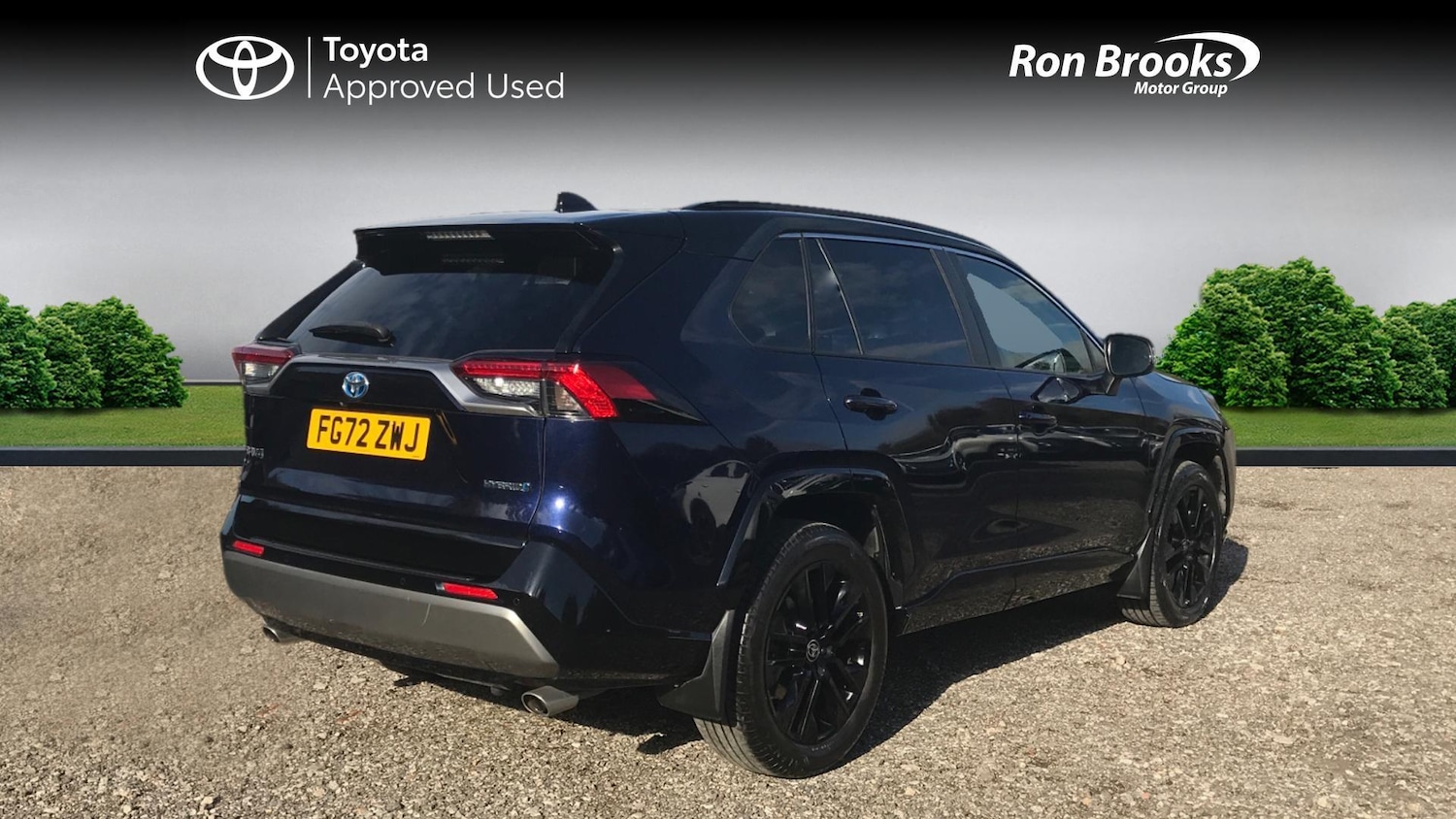 Used Toyota RAV4 2023 for sale - 76122729: Photo 2