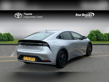 Used Toyota Prius 2025 for sale - 79475297: Photo