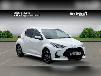 Used Toyota Yaris 2023 for sale - 79756337: Photo