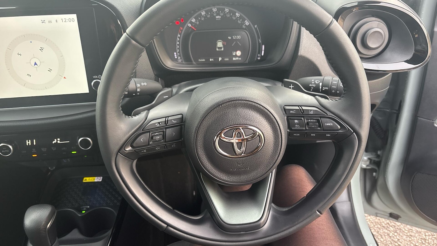 Used Toyota Aygo X 2024 for sale - 77305456: Photo 8