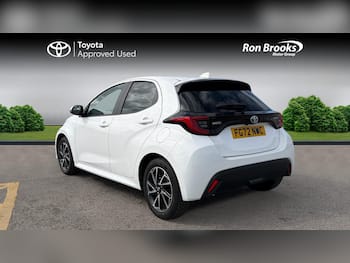 Used Toyota Yaris 2022 for sale - 79846996: Photo