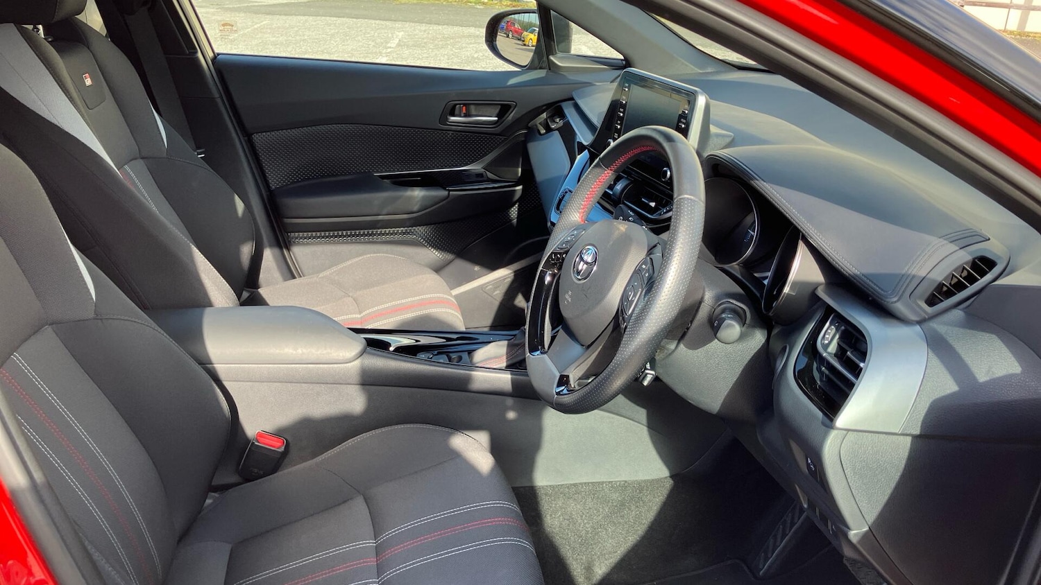 Used Toyota C-HR for sale - 78115613: Photo 12