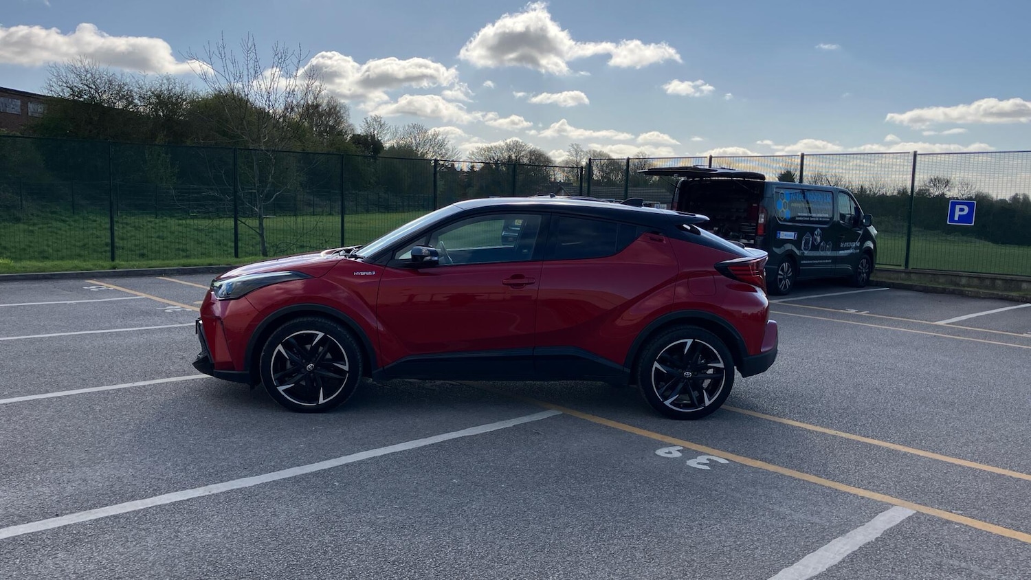 Used Toyota C-HR for sale - 78115613: Photo 24