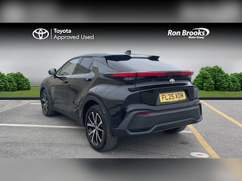 Used Toyota C-HR 2025 for sale - 77939988: Photo