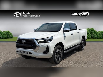 Used Toyota Hilux 2023 for sale - 79093976: Photo