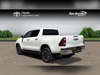 Used Toyota Hilux 2023 for sale - 79093976: Photo