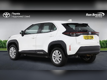 Used Toyota Yaris Cross 2023 for sale - 78230771: Photo