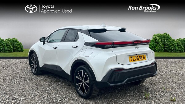 Used Toyota C-HR 2025 for sale - 75601534: Photo 4