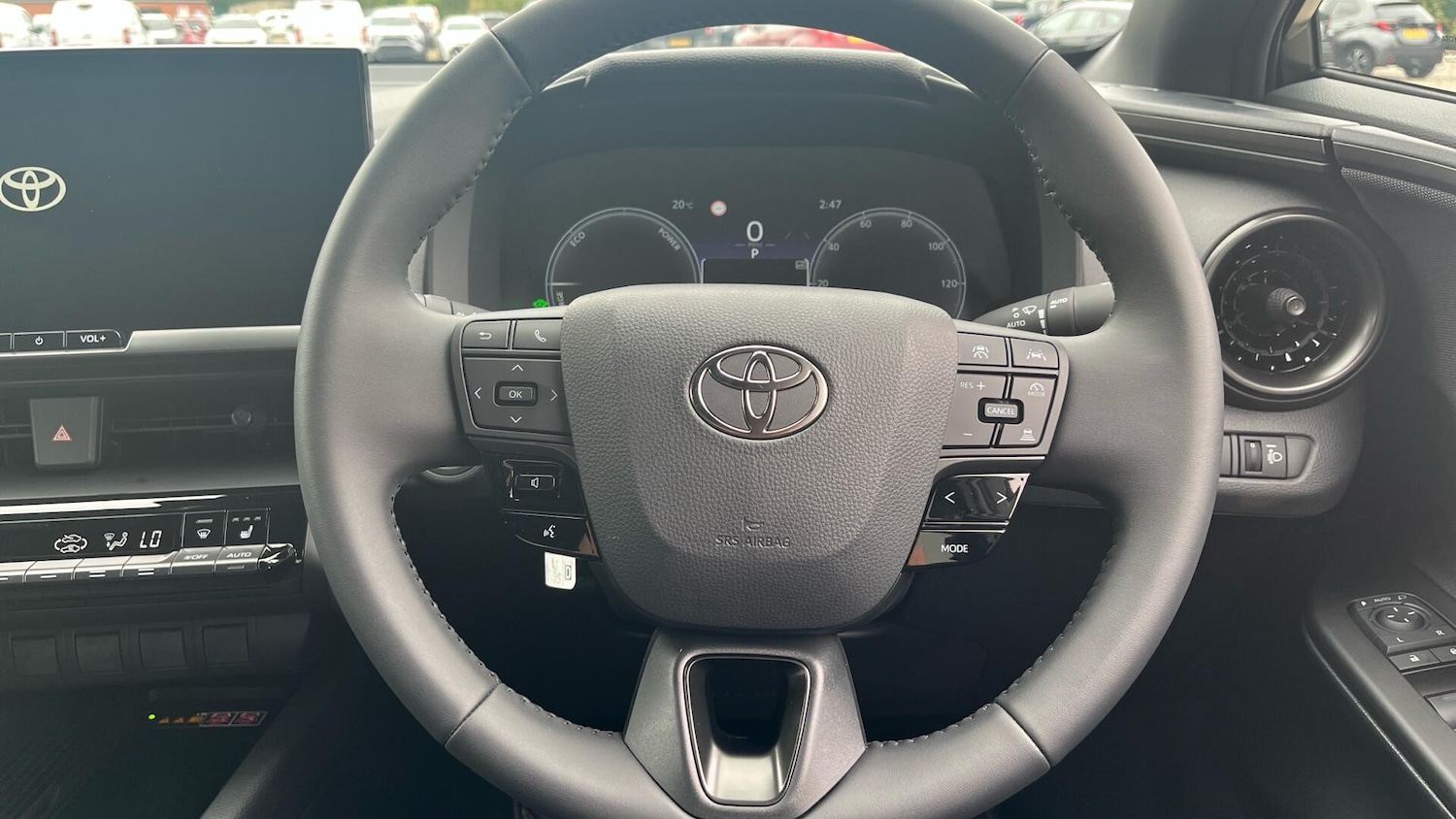 Used Toyota C-HR 2025 for sale - 76522220: Photo 8