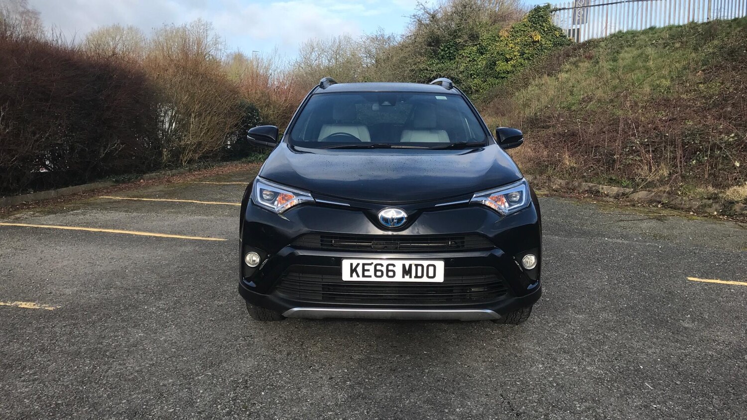 Used Toyota RAV4 2017 for sale - 77637609: Photo 15