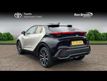 Used Toyota C-HR 2024 for sale - 74776869: Photo