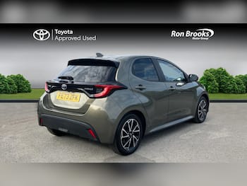 Used Toyota Yaris 2023 for sale - 79711501: Photo
