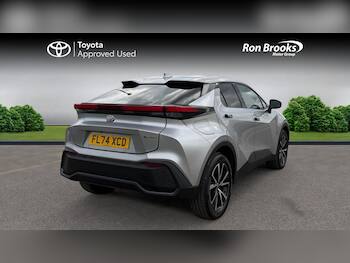 Used Toyota C-HR 2024 for sale - 79687861: Photo