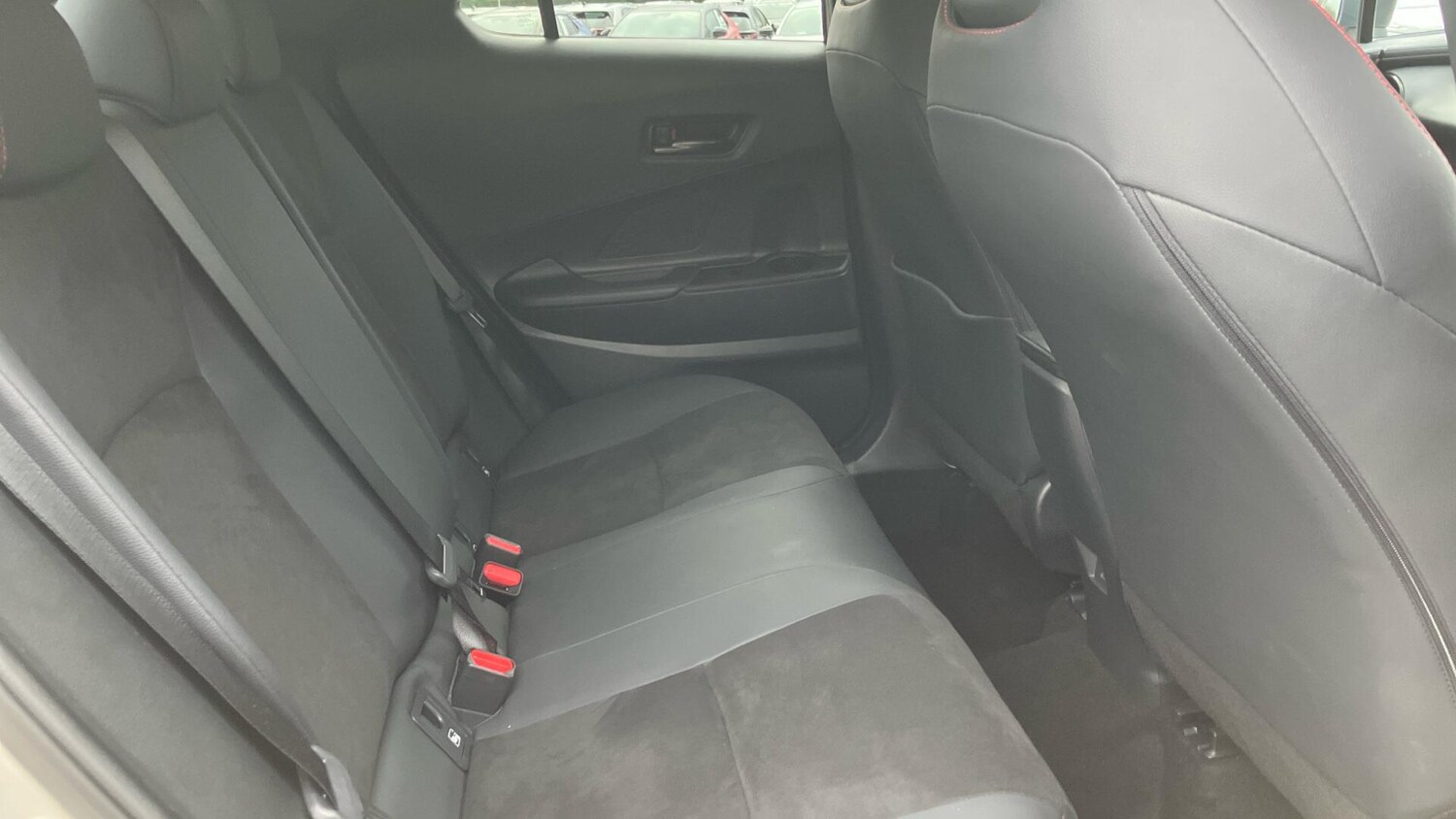 Used Toyota C-HR for sale - 77598169: Photo 12