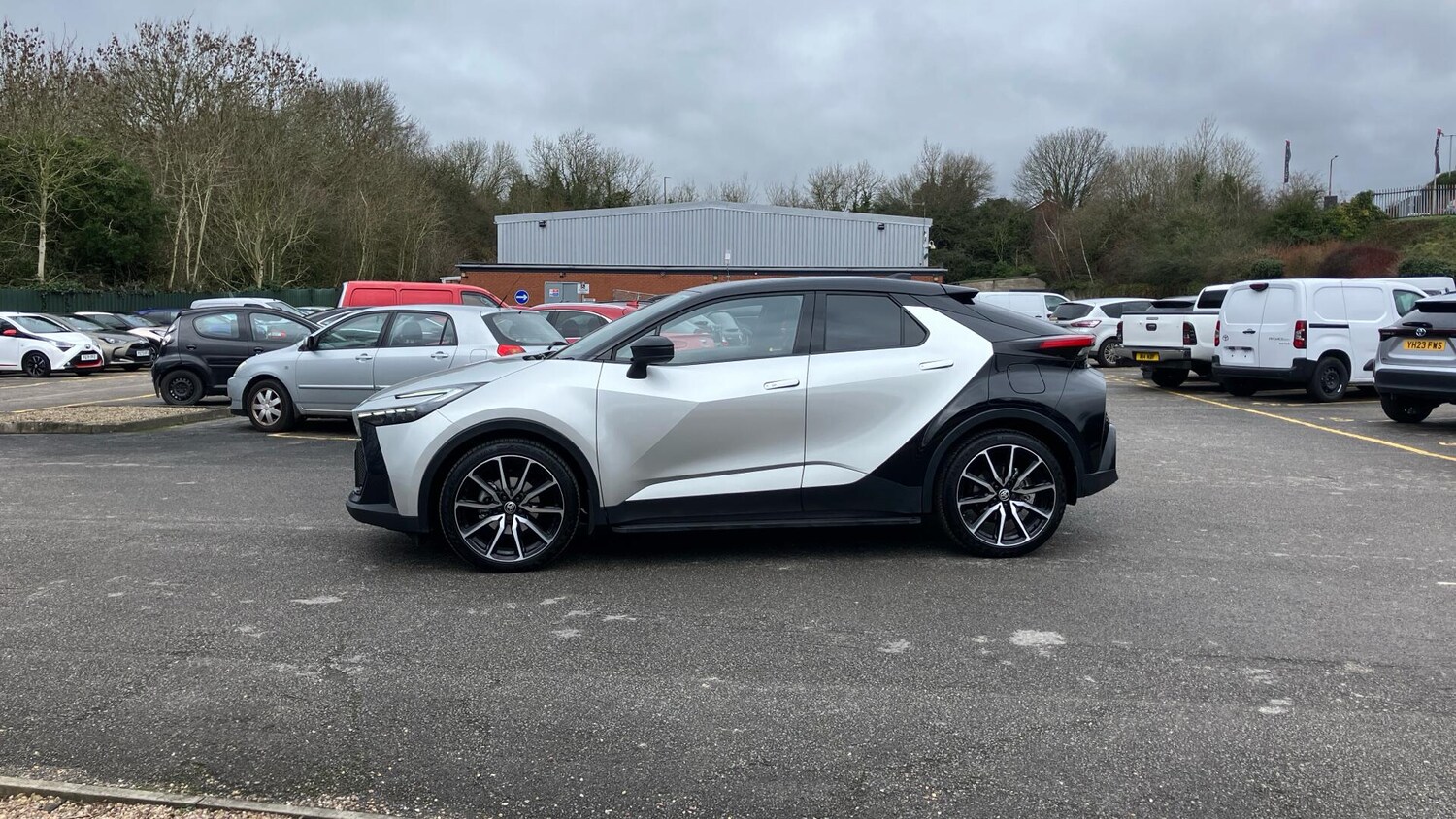 Used Toyota C-HR for sale - 77598169: Photo 17