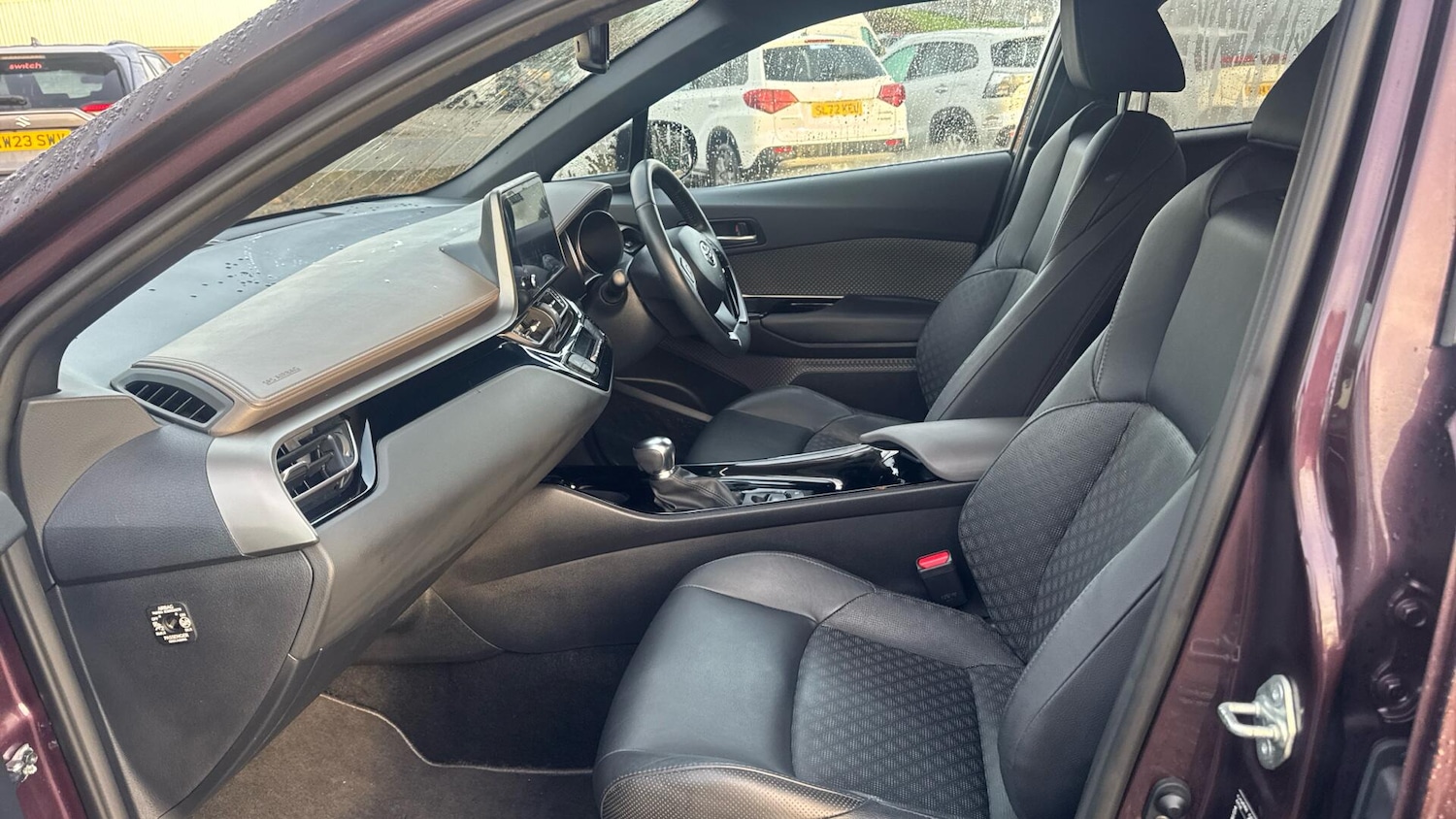 Used Toyota C-HR 2023 for sale - 76735037: Photo 10