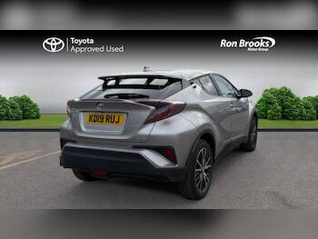 Used Toyota C-HR 2019 for sale - 79688190: Photo