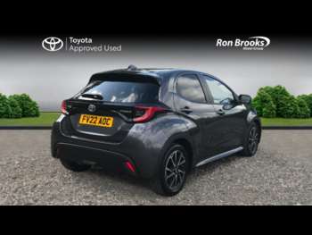 Used Toyota Yaris 2022 for sale - 74798971: Photo
