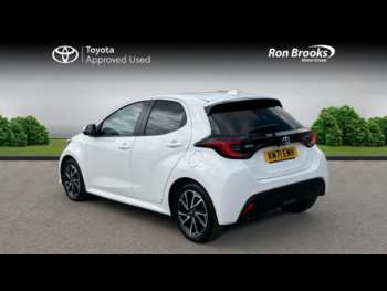 Used Toyota Yaris 2021 for sale - 74691162: Photo