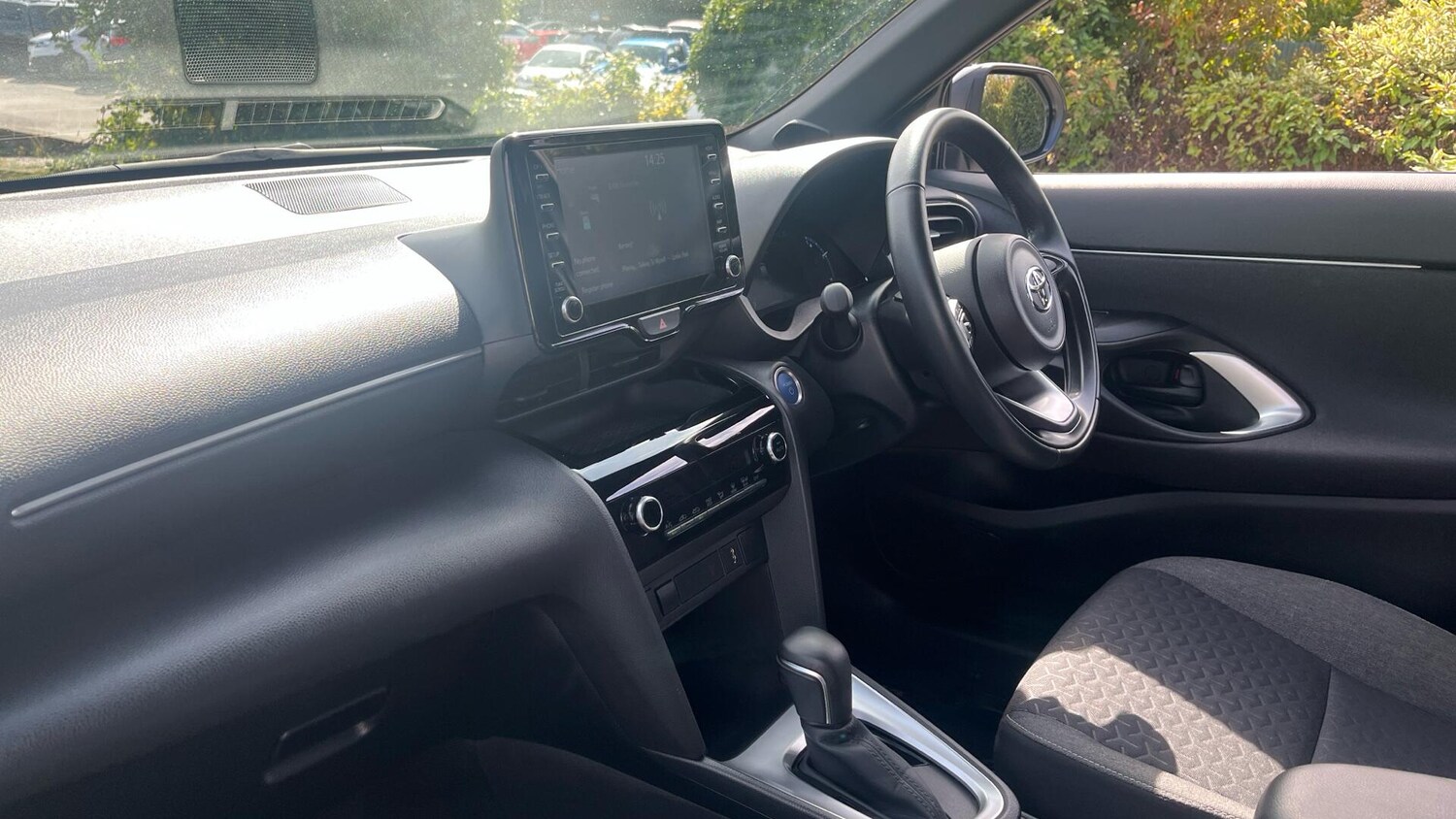 Used Toyota Yaris Cross 2024 for sale - 75940989: Photo 10