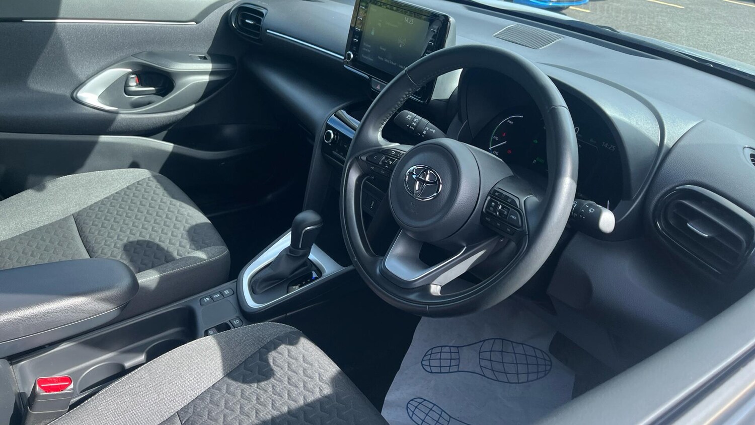 Used Toyota Yaris Cross 2024 for sale - 75940989: Photo 11