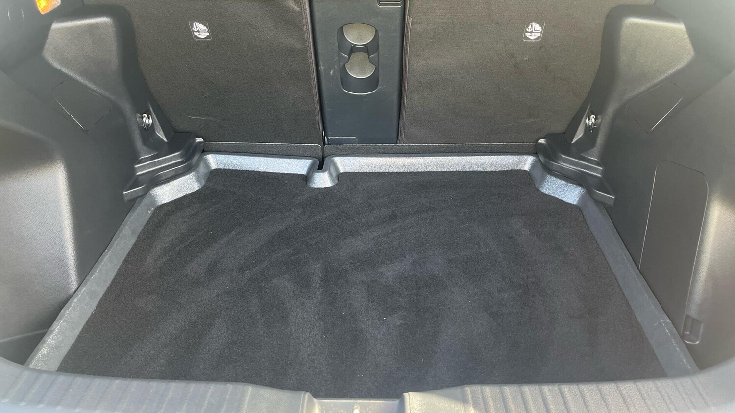 Used Toyota Yaris Cross 2024 for sale - 75940989: Photo 14