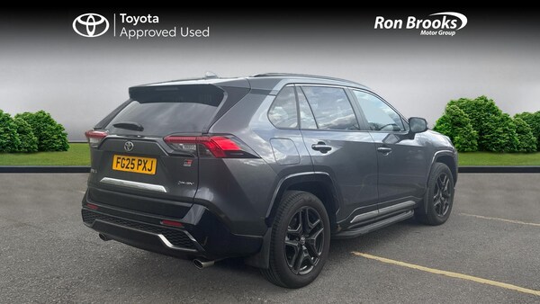 Used Toyota RAV4 2025 for sale - 75601639: Photo 2