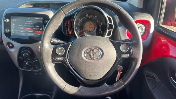 Used Toyota AYGO 2020 for sale - 76137940: Photo 6