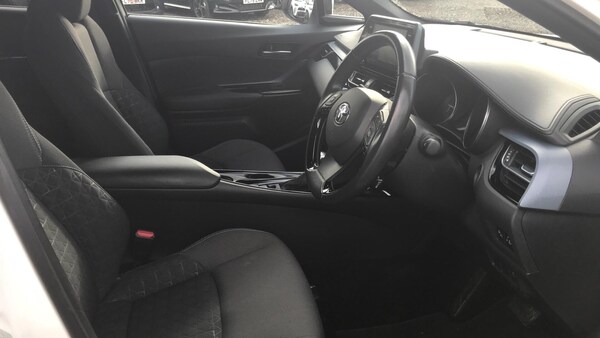 Used Toyota C-HR 2021 for sale - 76317734: Photo 11