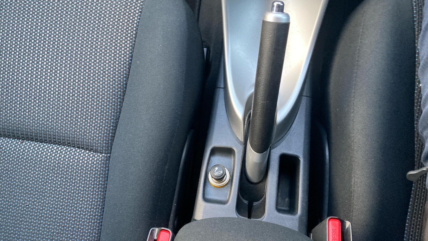 Used Toyota Auris 2012 for sale - 77254533: Photo 24