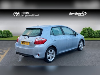 Used Toyota Auris 2012 for sale - 77254533: Photo