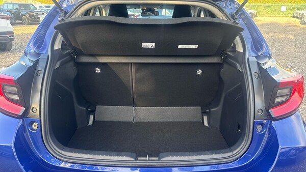 Used Toyota Yaris 2022 for sale - 76122200: Photo 14