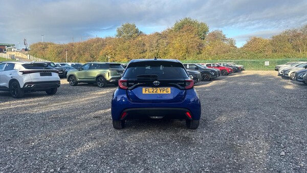 Used Toyota Yaris 2022 for sale - 76122200: Photo 19
