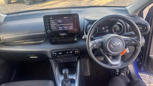 Used Toyota Yaris 2022 for sale - 76122200: Photo 5