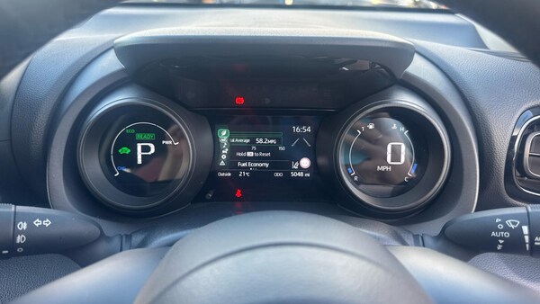 Used Toyota Yaris 2022 for sale - 76122200: Photo 9