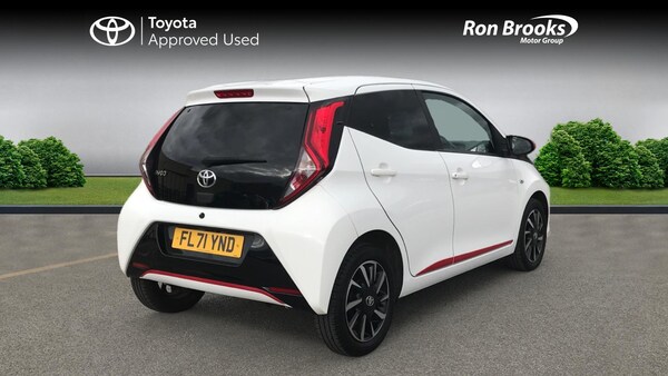Used Toyota AYGO 2021 for sale - 75492513: Photo 2