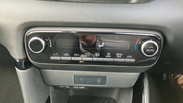 Used Toyota Yaris 2024 for sale - 76084271: Photo 23