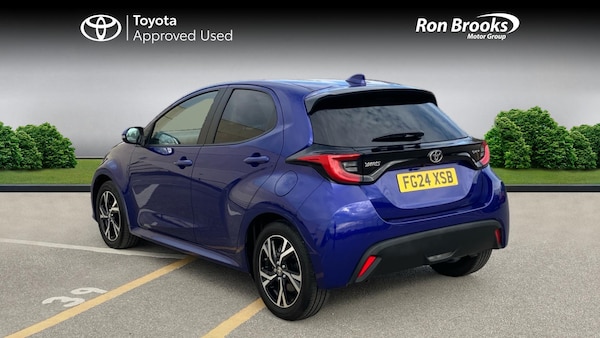 Used Toyota Yaris 2024 for sale - 76084271: Photo 4