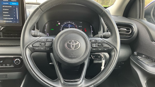Used Toyota Yaris 2024 for sale - 76084271: Photo 8
