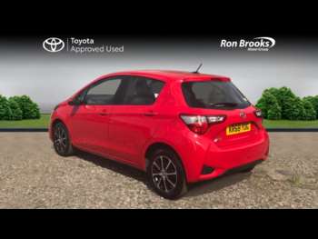 Used Toyota Yaris 2018 for sale - 74383232: Photo